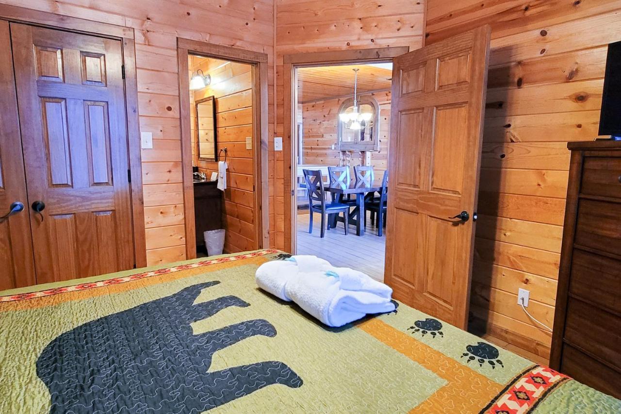 Treetop Tranquilty 세비어빌 외부 사진