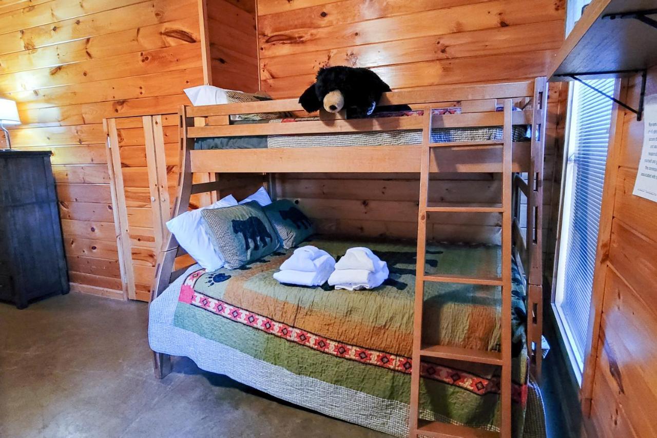 Treetop Tranquilty 세비어빌 외부 사진